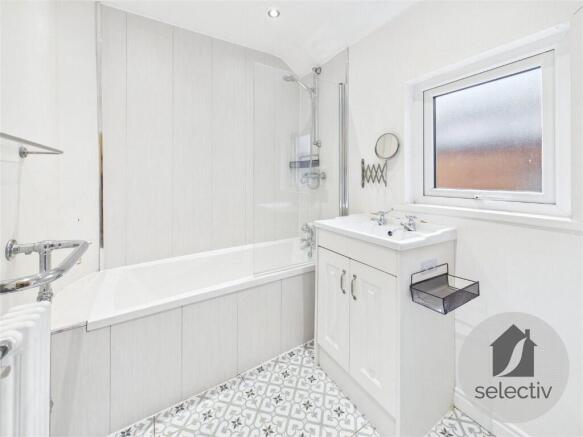 3 bed Terraced to rent Image 11