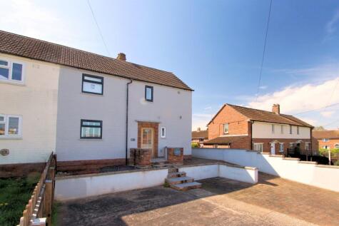 Lynch Road, Berkeley, GL13