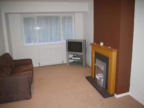 LOUNGE: