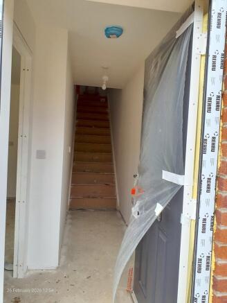 3 bed Semi-Detached to rent Image 6