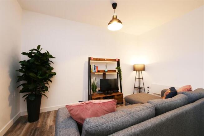 1 bed Apartment for sale Image 8