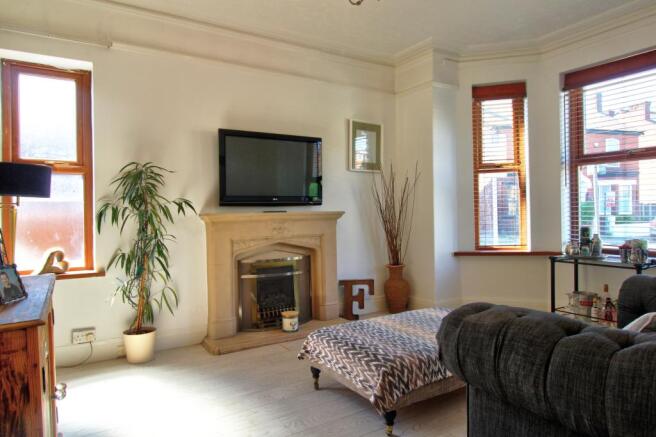 Lounge 1