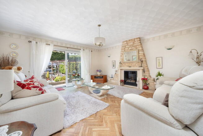 Ludmead Road, Corsham, SN13 9AS photo 3