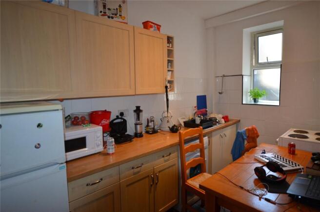 Flat 1 Kitchen