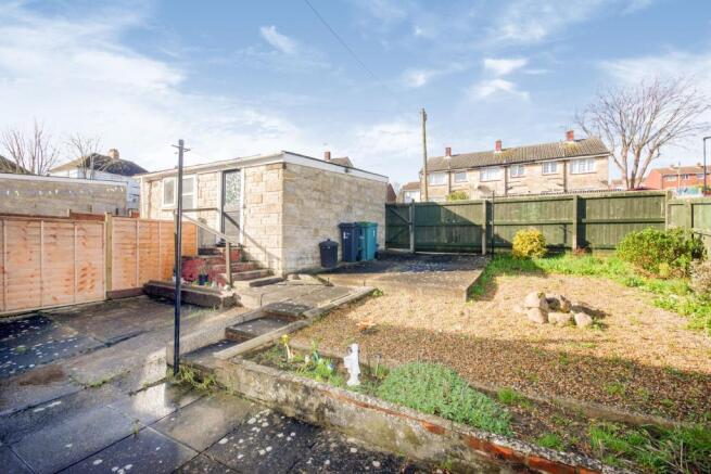 Garden & garage