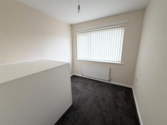 3 bed End of Terrace to rent Image 11