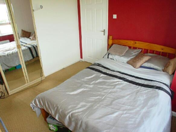2nd Photo of Bed 2