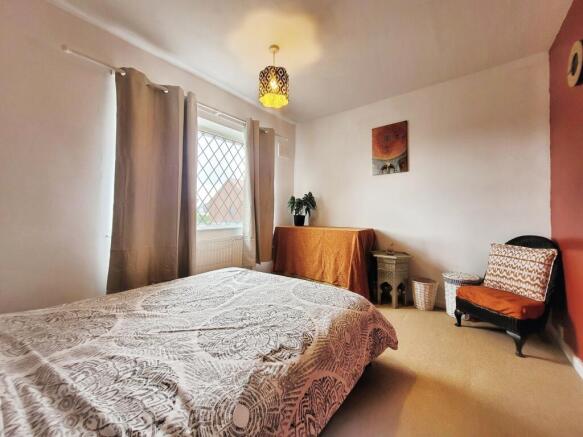 2 bed Semi-Detached for sale Image 9
