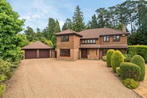 16, Hillgarth, Hindhead GU26 6PP