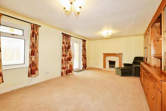 Living/Dining Room