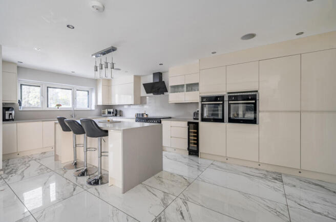 1343170-16-68a896...