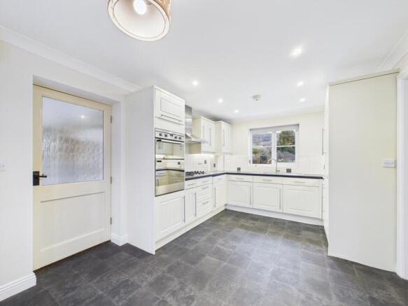 CAM01740G0-PR0513-STILL001