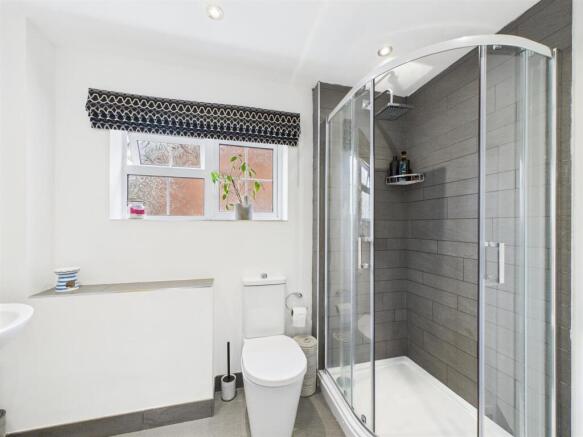 Family Shower Room