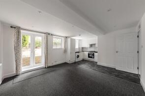 Flat A, 41, Darlington Road, London SE27 0UD