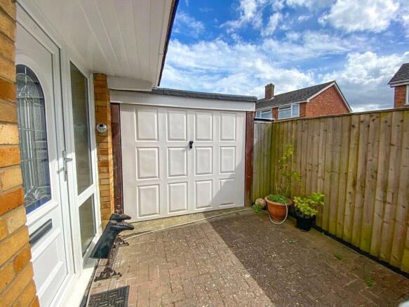 Garage & Drive