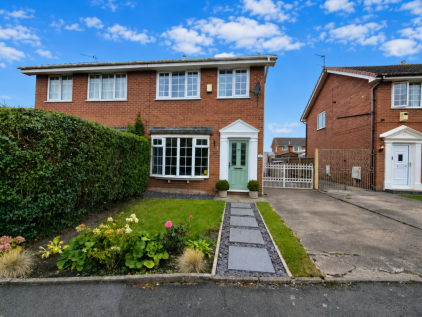 Whimbrel Drive, Thornton, FY5