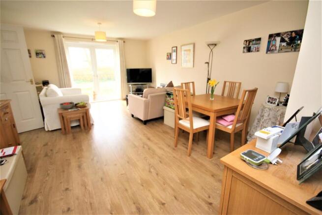RECEPTION ROOM: