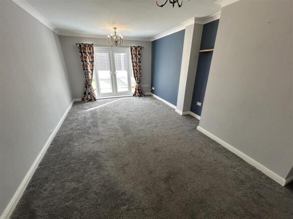 Extended Lounge