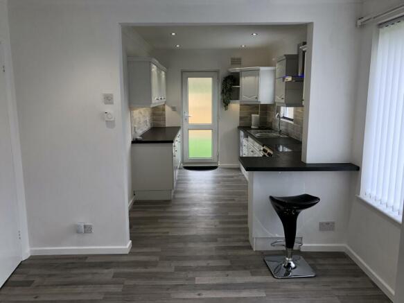 Kitchen/Dining Area