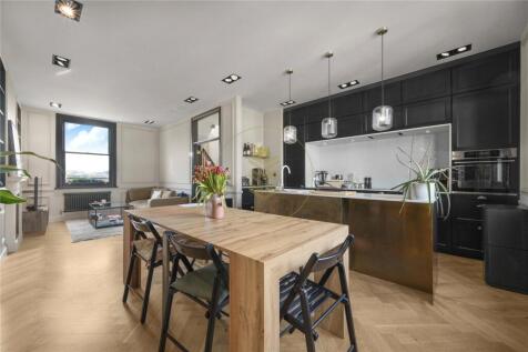 Gascony Avenue, West Hampstead, London, NW6