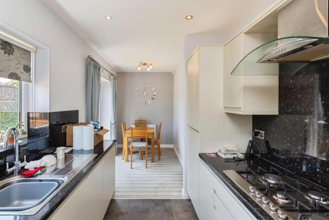 1 bed Detached Bungalow for sale Image 6
