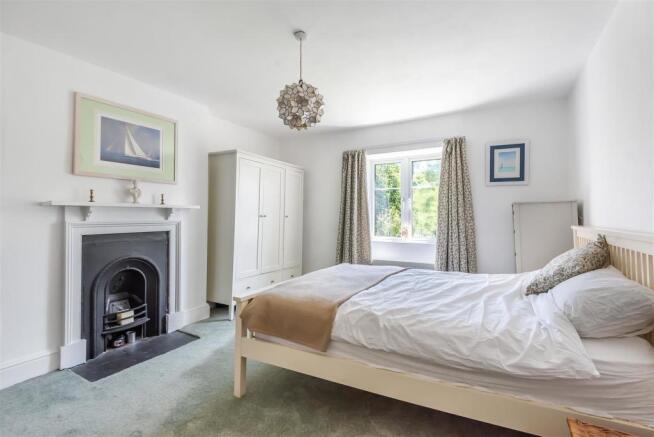 Erme Bridge Bed2i.jpg