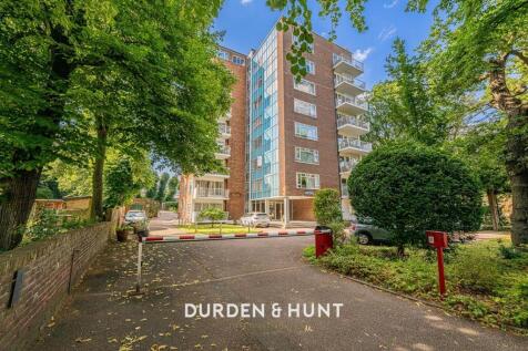 New Wanstead, Wanstead, E11