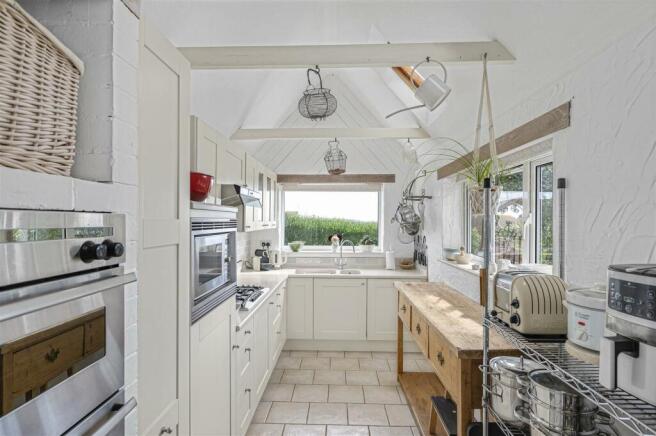 Fitted Kitchen