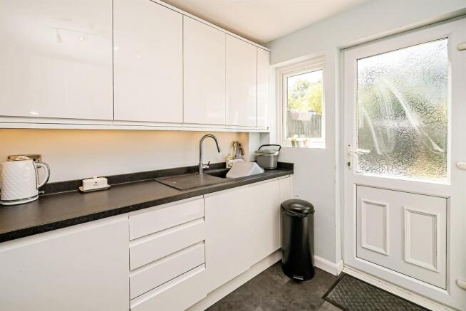 Chowns Close, Thame photo 4
