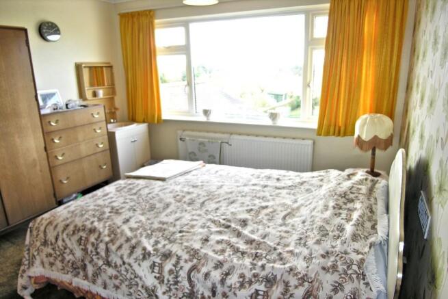 BEDROOM 2