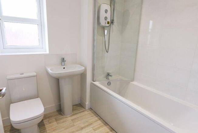 3 bed Semi-Detached for sale Image 5