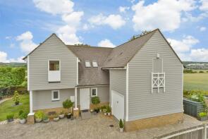 225, High Street, Wouldham, Rochester ME1 3TY