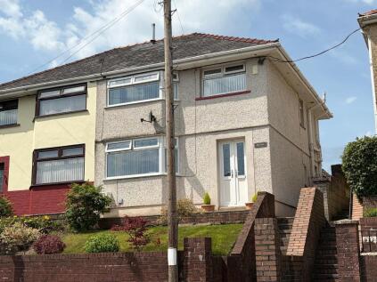 Beaufort Road, Ebbw Vale, Blaenau Gwent, NP23 5NJ