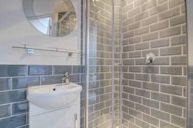 Bedroom Two En Suite