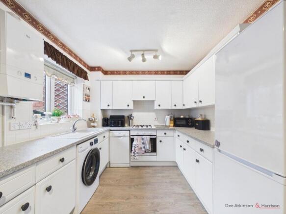 3 bed Cottage for sale Image 8