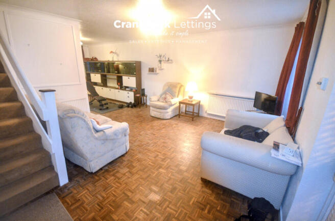 3 bed end-terrace house to rent Ashurst Drive, Il