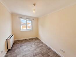 Flat 13, Chalfont Court, Upper Priory Street, Northampton NN1 2TW