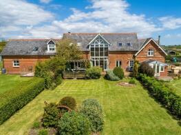 Middle Barn, Whippingham Road, East Cowes PO32 6NQ