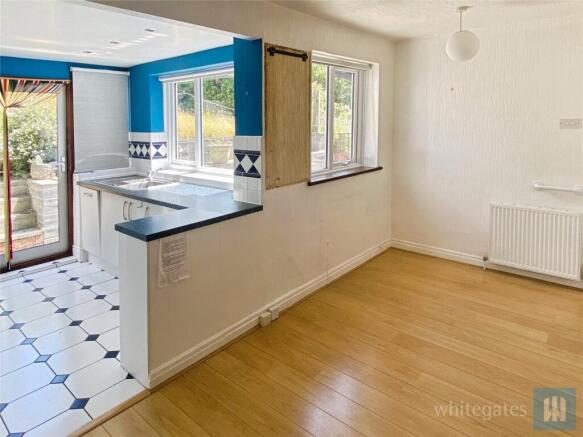 1 bed Bungalow for sale Image 5