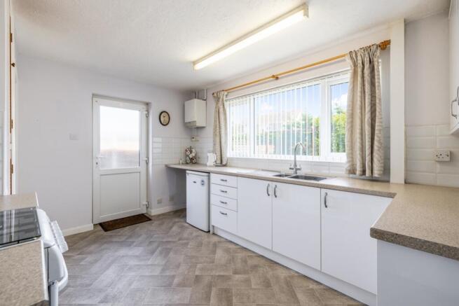 24A Churchill Drive (Fishtoft)-13