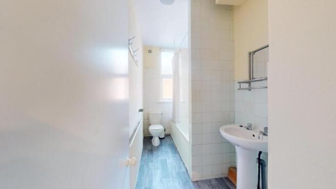 6 bed Terraced to rent Image 9