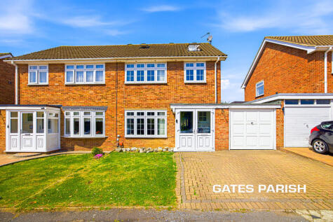 Briarleas Gardens RM141PL