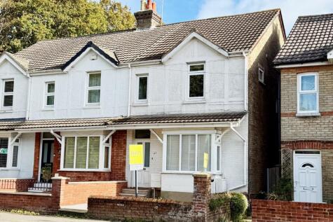 Sandbanks Road, Whitecliff Poole, BH14