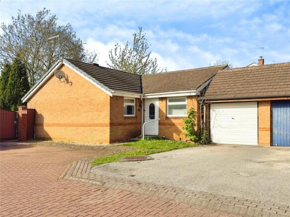 3 bed Bungalow for sale Image 9