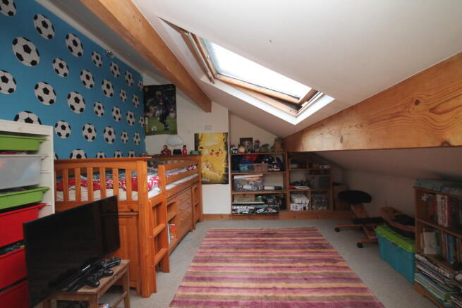 Photo 9