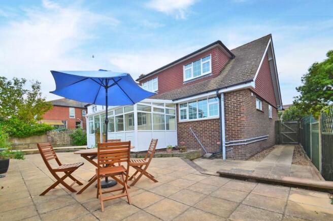 4 Furze Hill Road