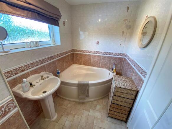 HOUSE BATHROOM