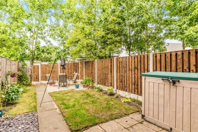 2 bed House to rent Image 7