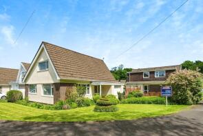 11, Cwm Nant Llwyd Road, Gellinudd, Pontardawe SA8 3DT