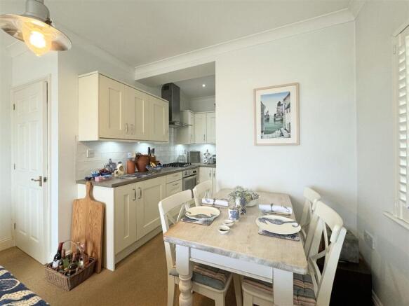 Watergate Road, Porth, TR7 photo 4